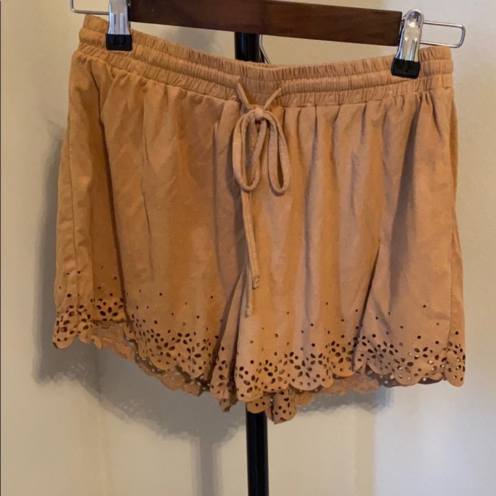 Tan Yellow flowy shorts